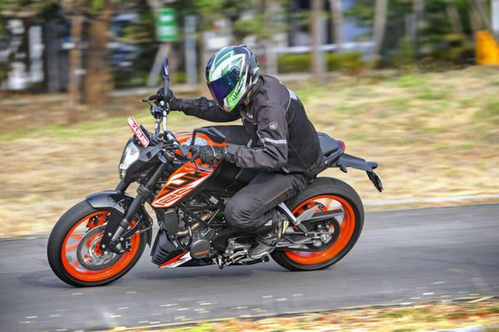 KTM Duke 125